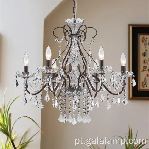 O elegante europeu liderou o lustre de cristal '